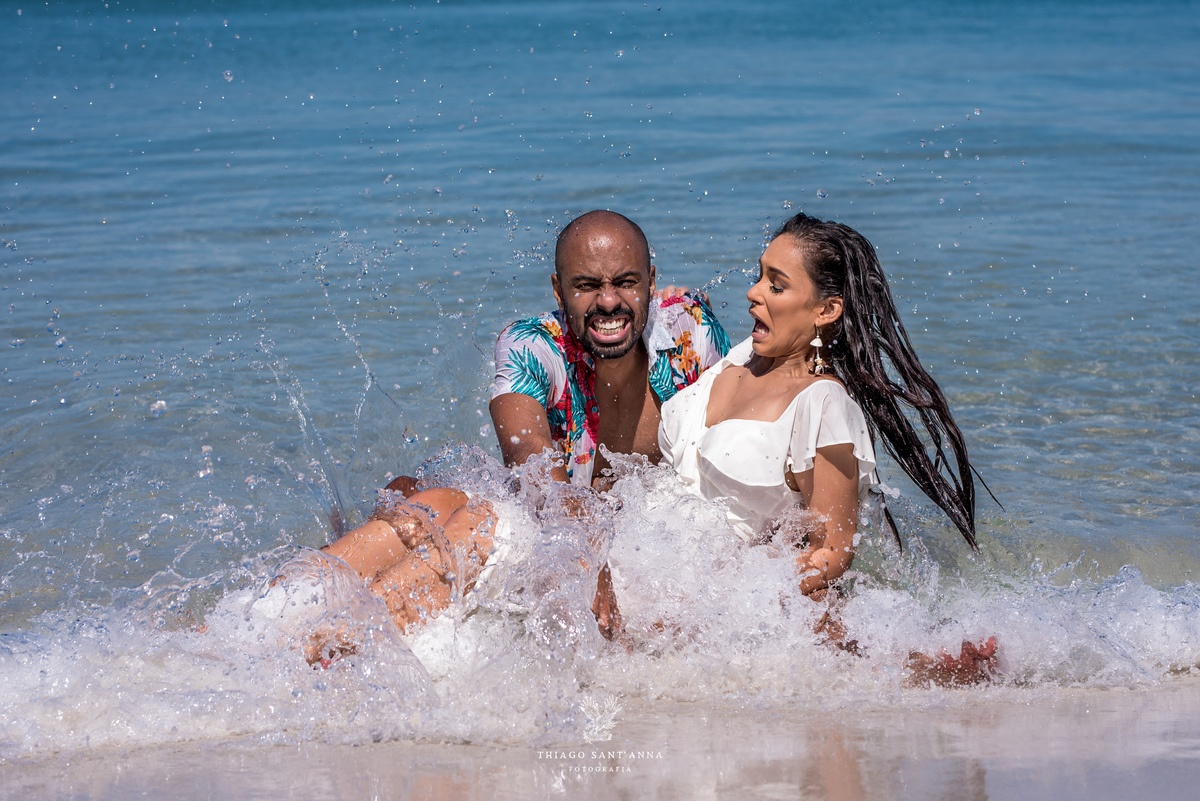 ensaio casal ambiente externo paisagem praia