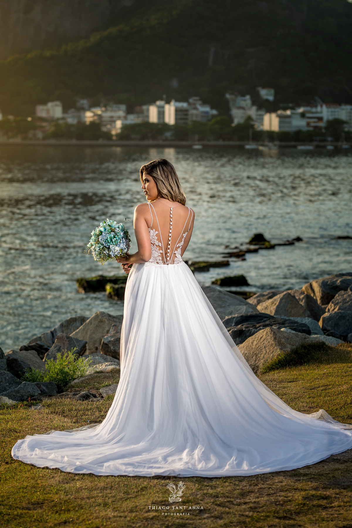 ensaio editorial noiva vestido paisagem praia pão de açúcar