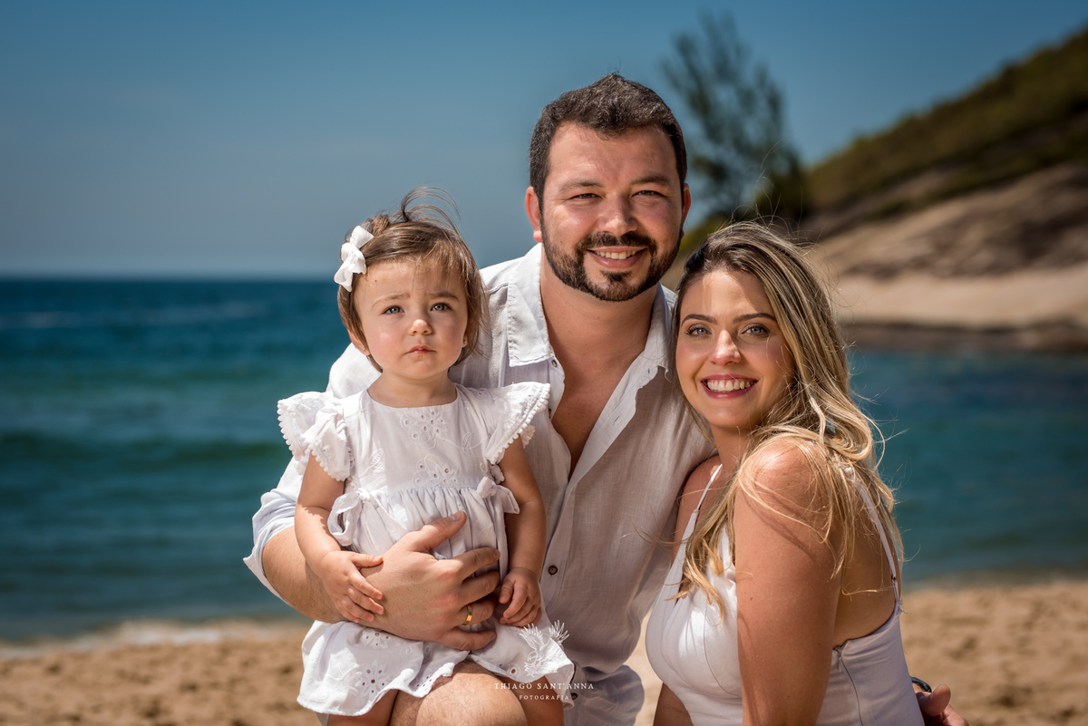 Pré-wedding ao ar livre paisagem praia vegetação céu azul