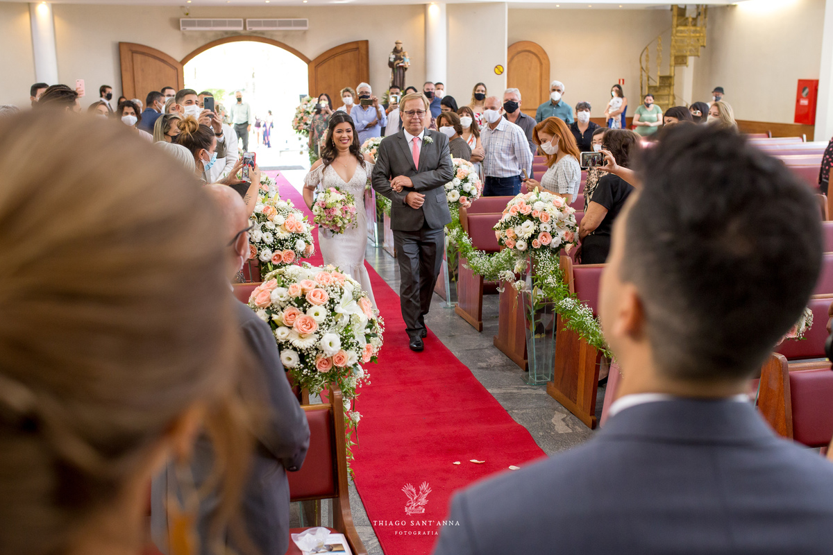 entrada da noiva no altar