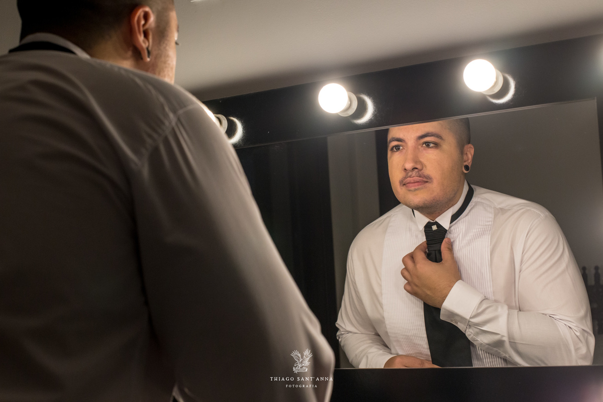 making of noivo gravata espelho 