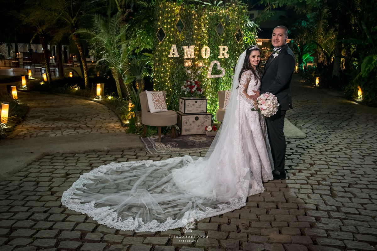 noivos pós cerimônia 