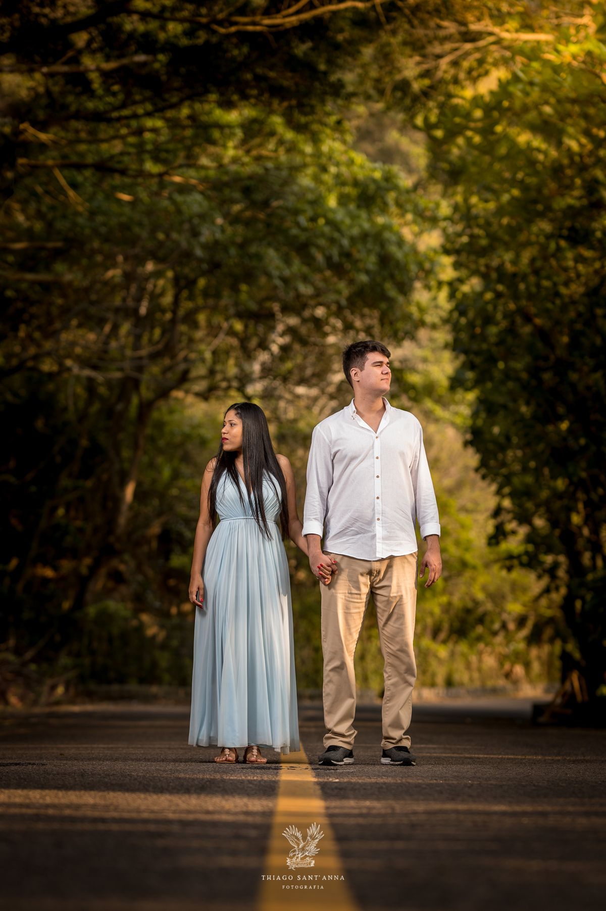 Pré wedding ambiente externo paisagem vegetação estrada
