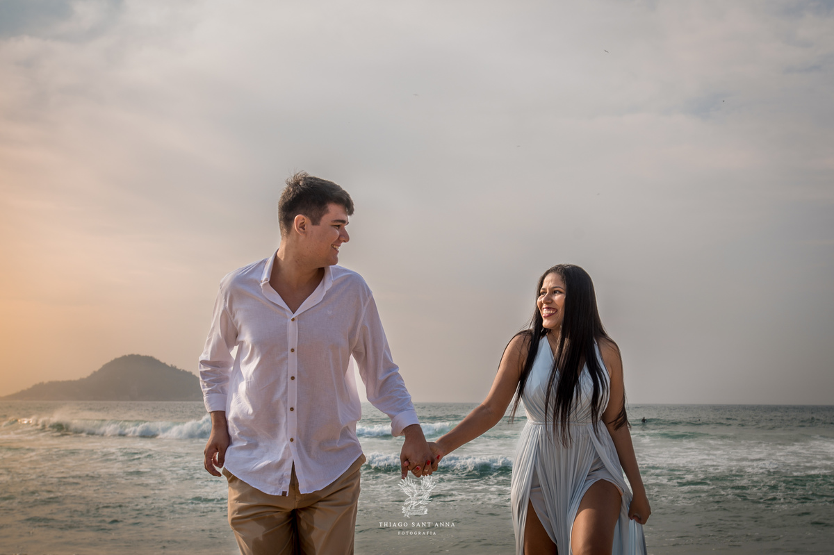 Pré wedding ambiente externo paisagem praia