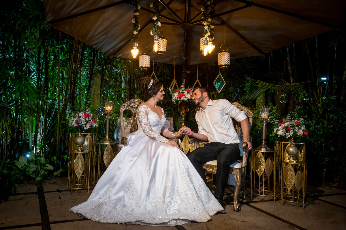 Noivos pós cerimônia