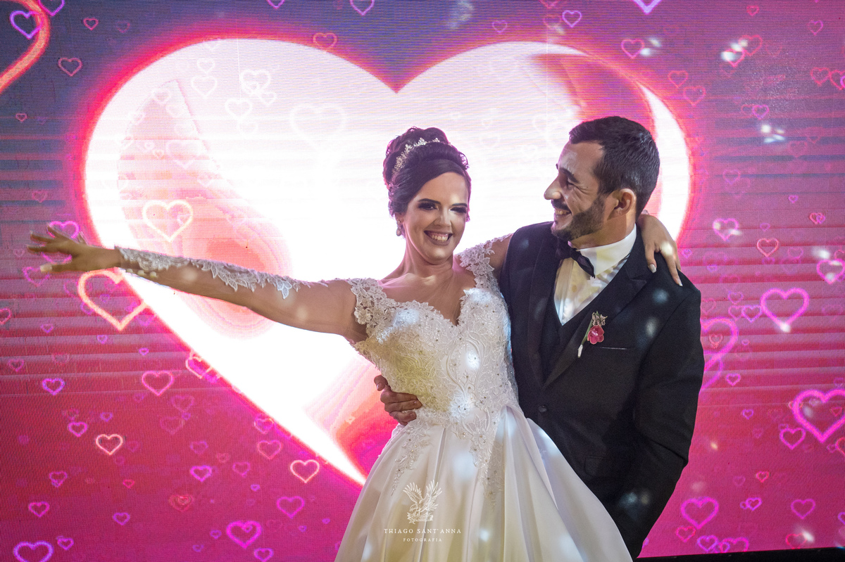 Dança dos noivos festa de casamento