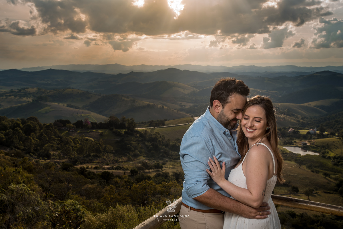Ensaio pré wedding ambiente externo campo de lavanda