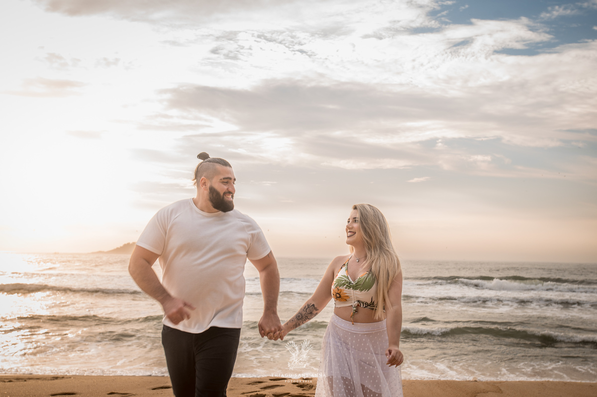 Ensaio casal paisagem praia 