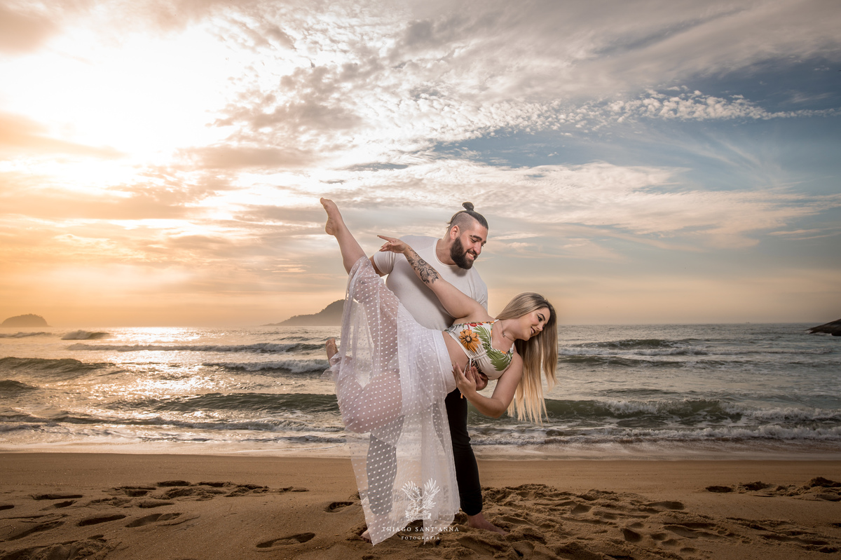 Ensaio casal paisagem praia