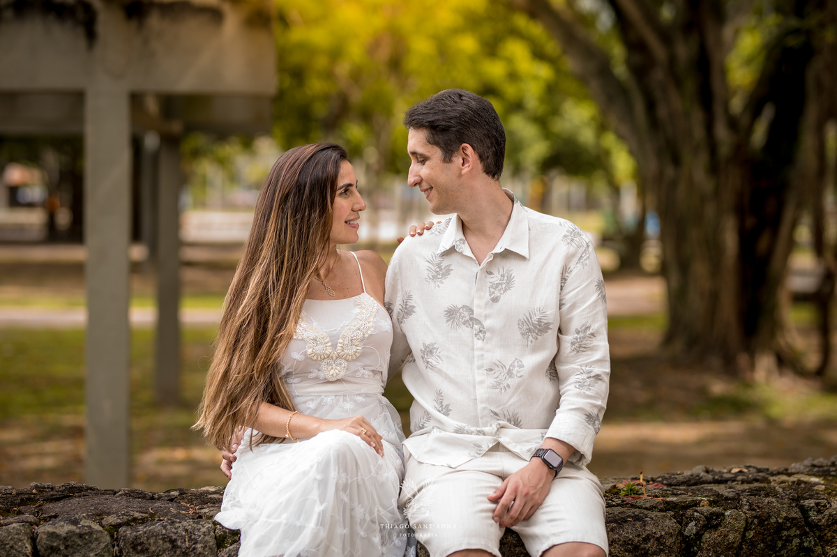 Ensaio pré wedding ambiente externo campo vegetação