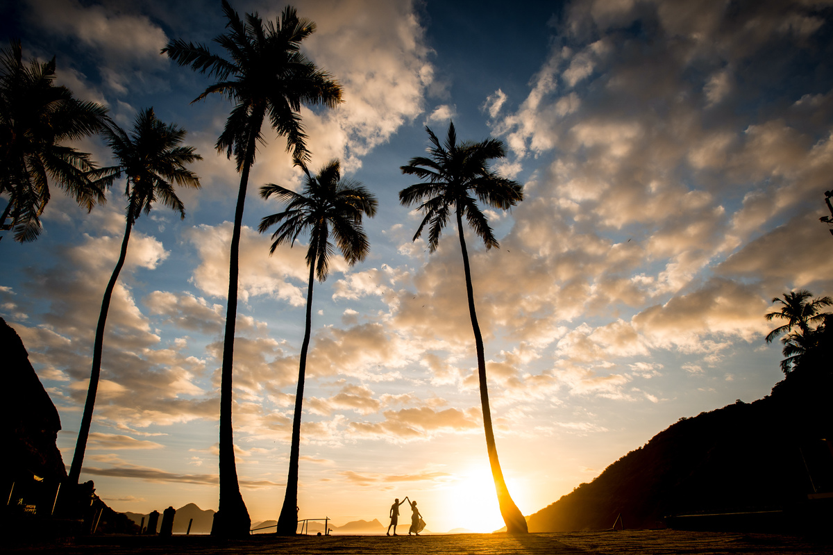 Ensaio pré wedding paisagem praia por do sol