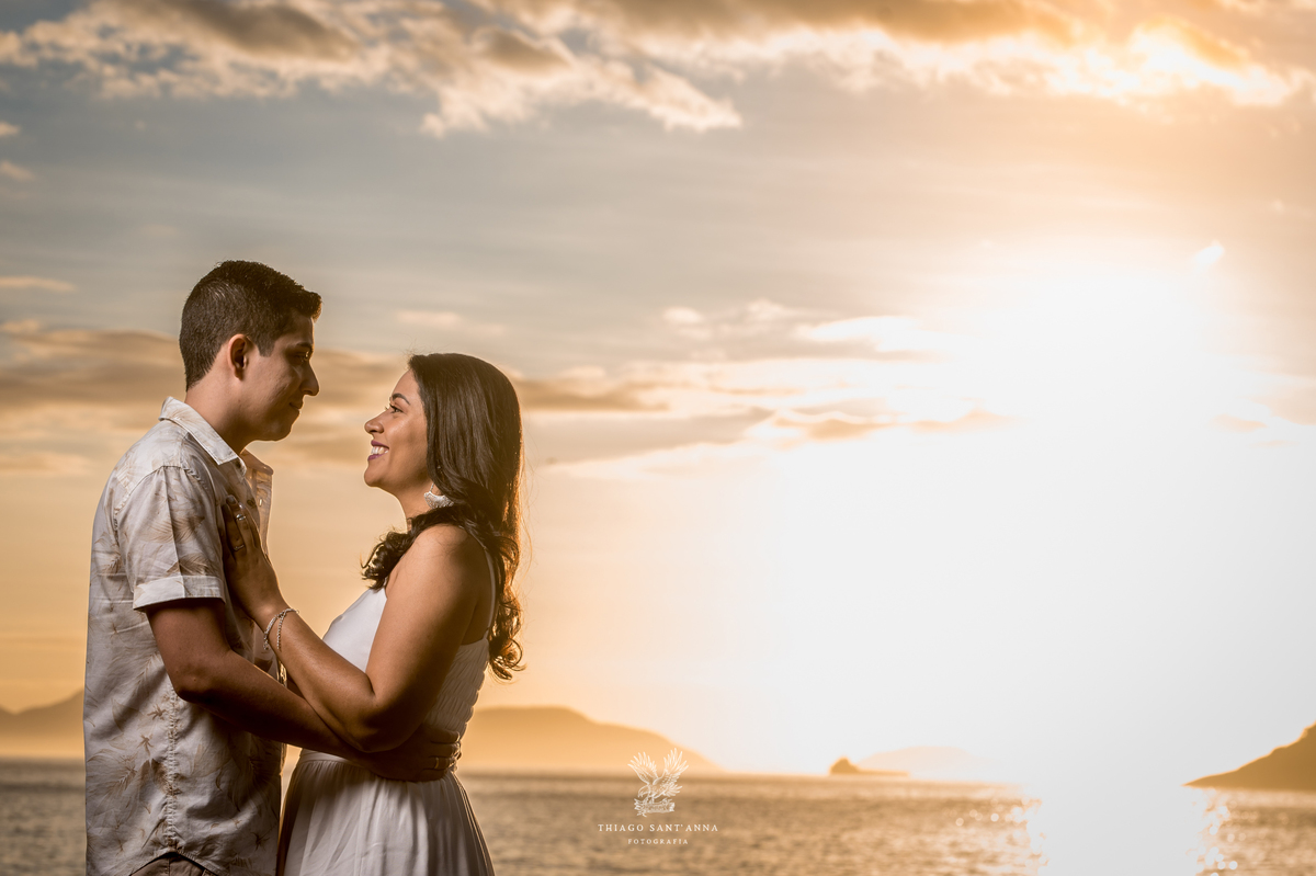 Ensaio pré wedding paisagem praia por do sol