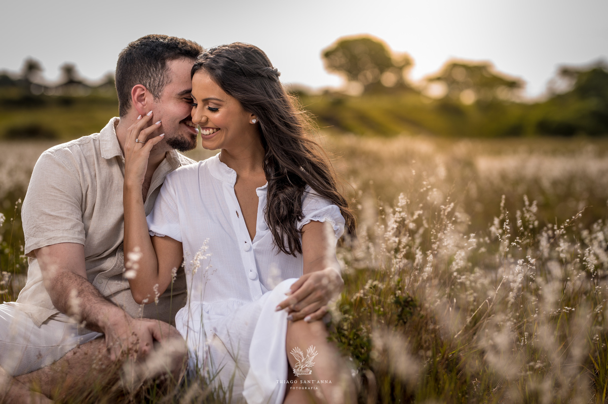 Ensaio pré wedding ambiente externo campo praia