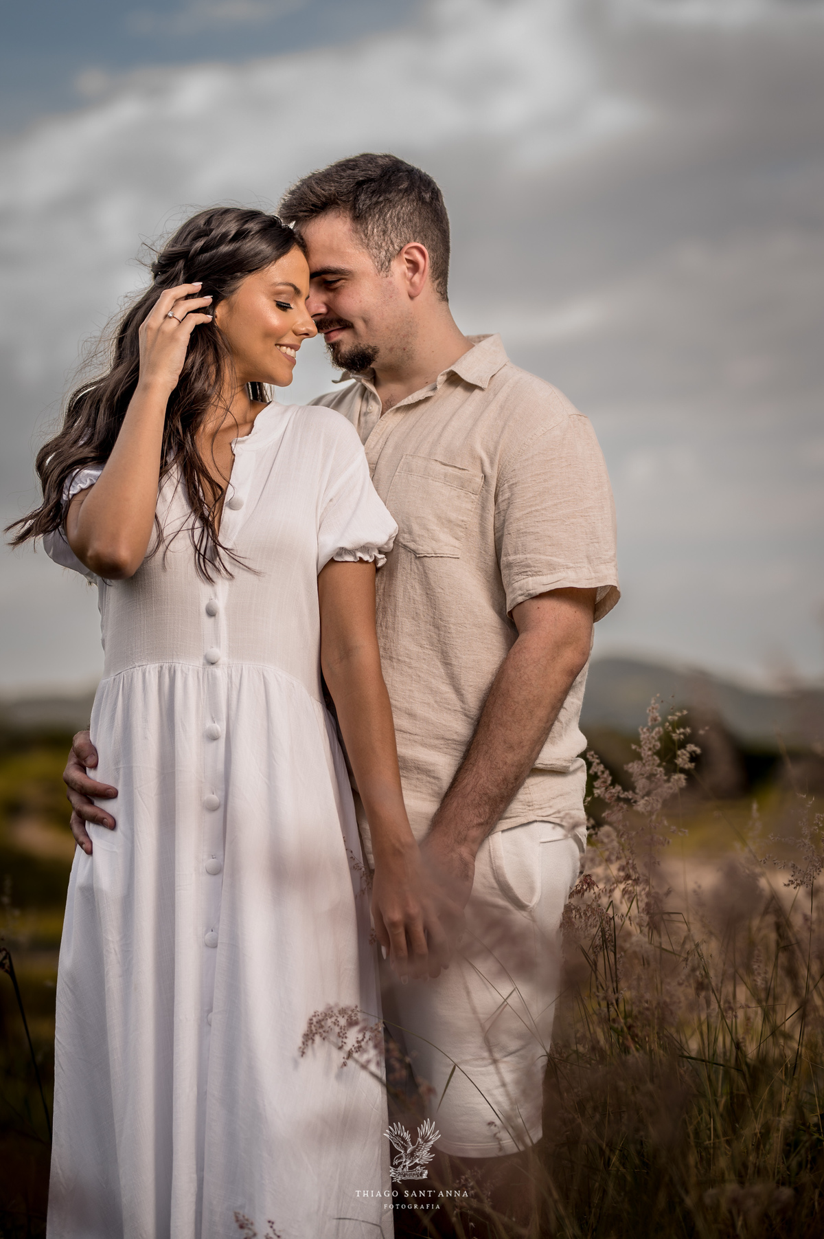 Ensaio pré wedding ambiente externo campo praia