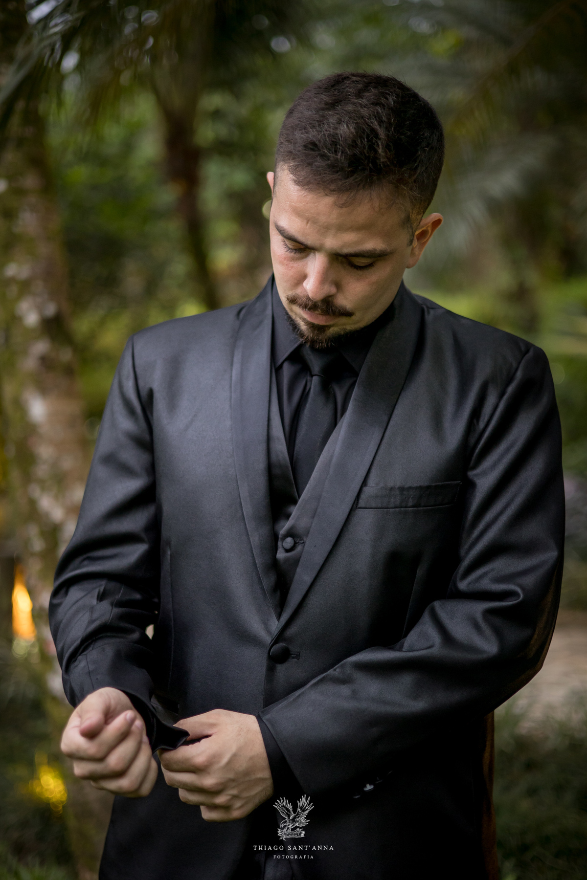 making of do noivo camisa preta abotoa