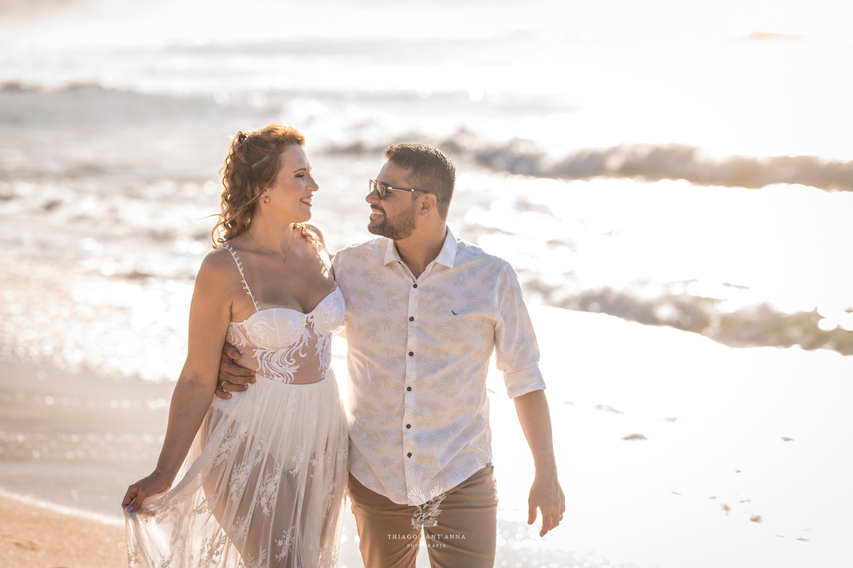 Ensaio pré wedding ambiente externo paisagem praia