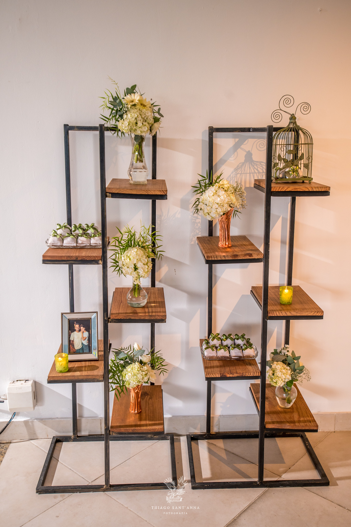 Decoração rústica área de estar convidados