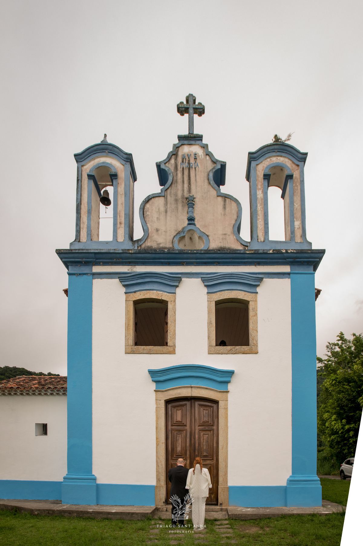 Entrada da noiva cerimônia religiosa capela
