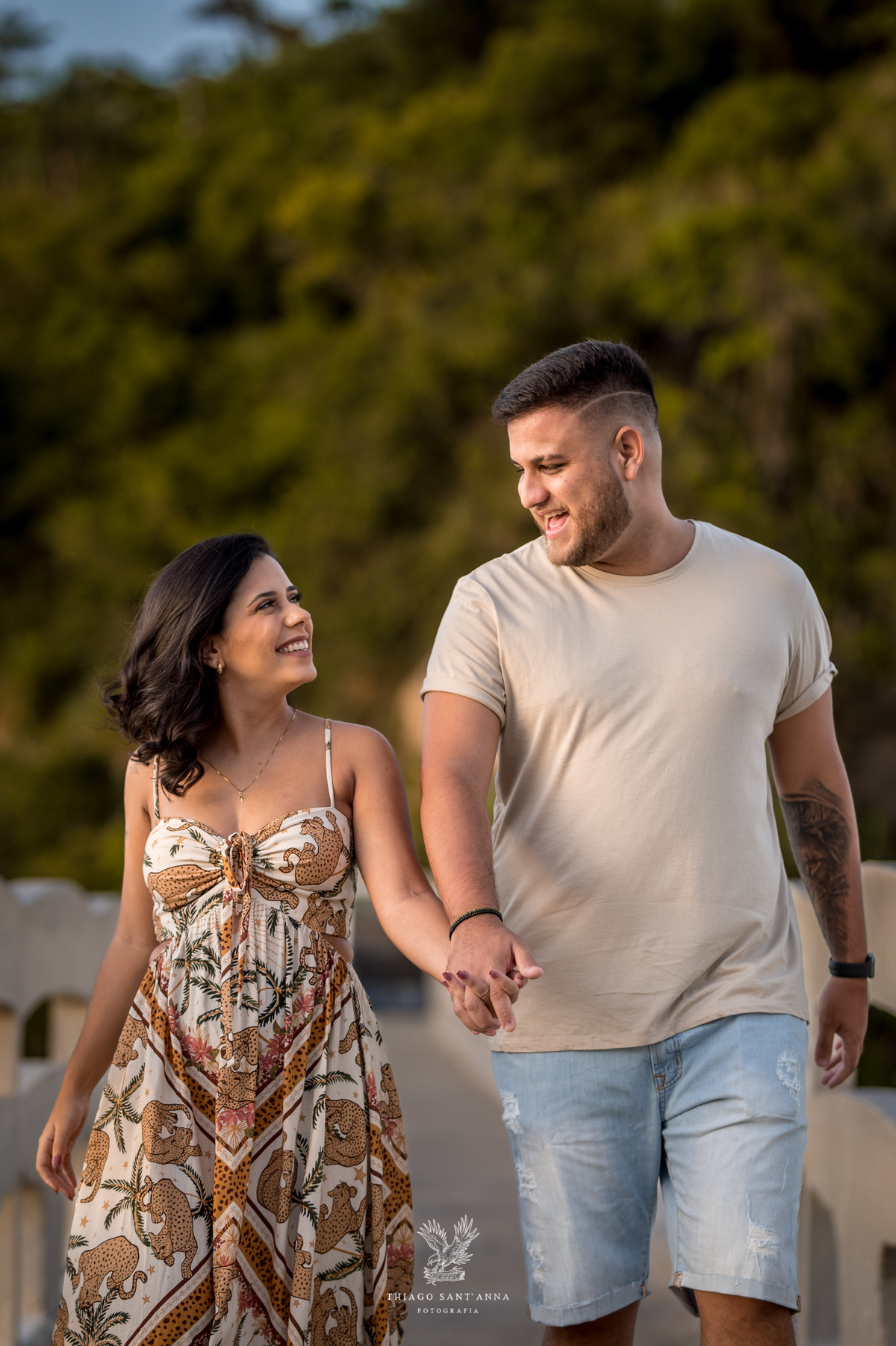 Ensaio pré wedding casal praia nascer do sol