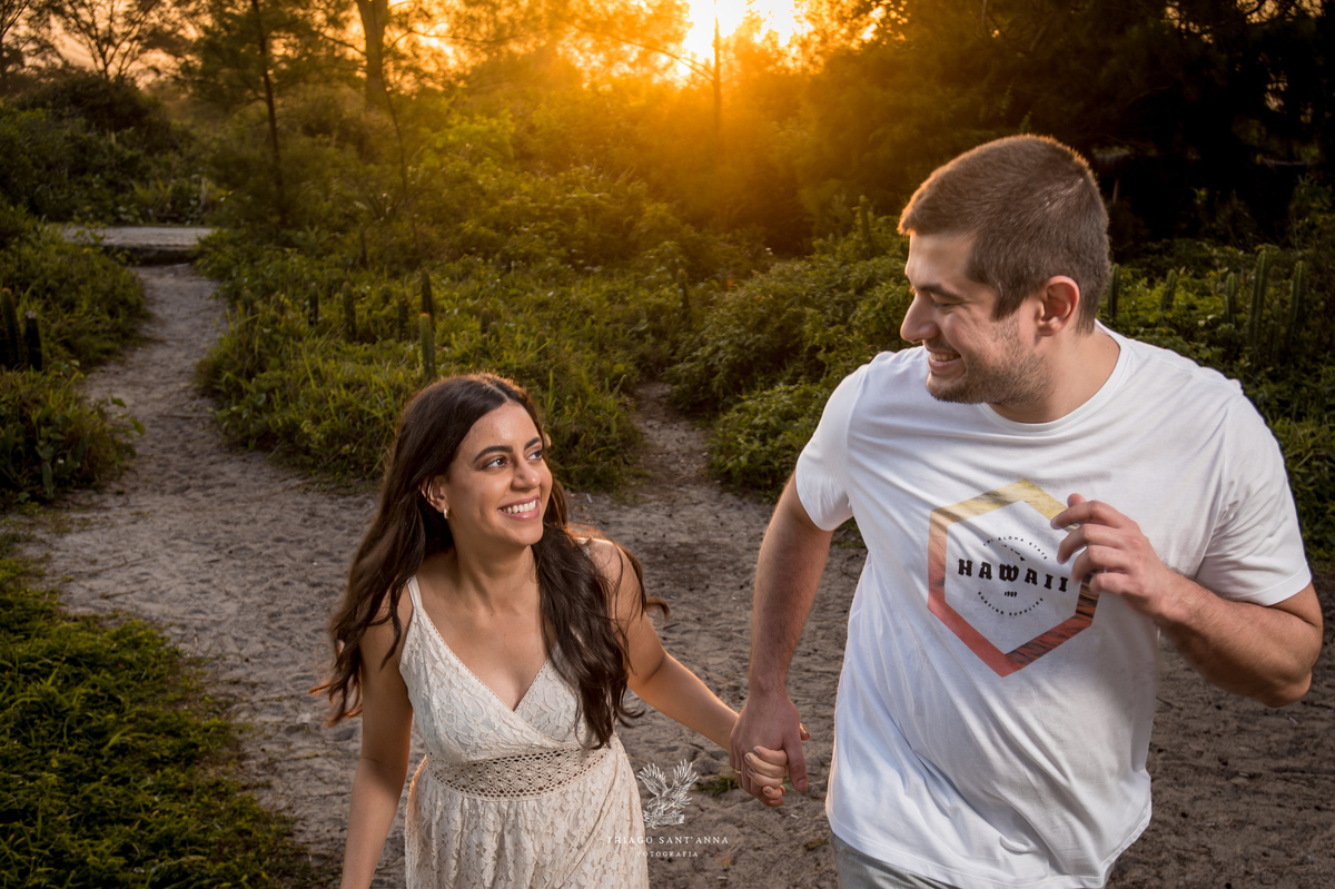Ensaio externo casal lago por do sol ilha 3 rio de janeiro
