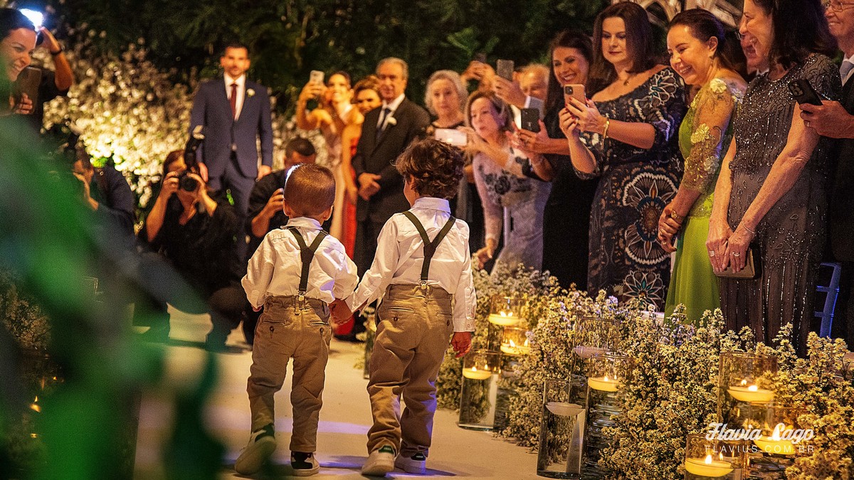 Fotografia de Casamento no Rio de Janeiro RJ Flavia Lago Flavius Lamartine cerimônia ar livre entrada