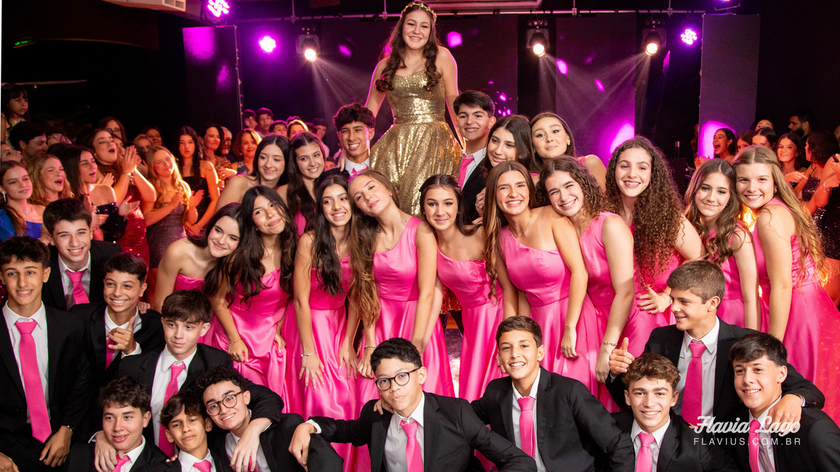 Fotografia de 15 anos no Rio de Janeiro RJ Flavia Lago Flavius XV Festa Spazio Itanhangá valsa pista de dança amigos dançando
