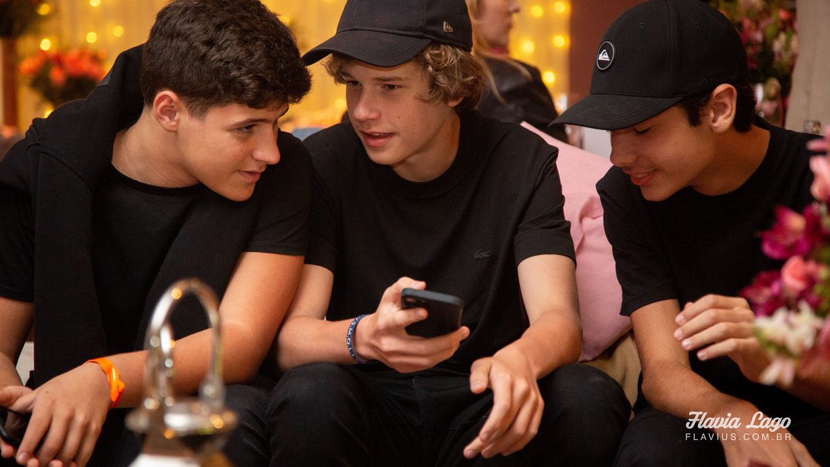 Fotografia de 18 anos no Rio de Janeiro RJ Flavia Lago Flavius XVIII Festa Spazio Itanhangá debutante amigas amigos e convidados