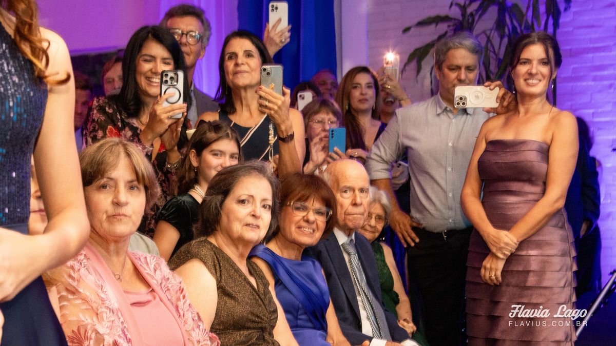 Fotografia de 15 anos no Rio de Janeiro RJ Flavia Lago Flavius XV Festa Spazio Itanhangá valsa família pista fotos de quinze anos