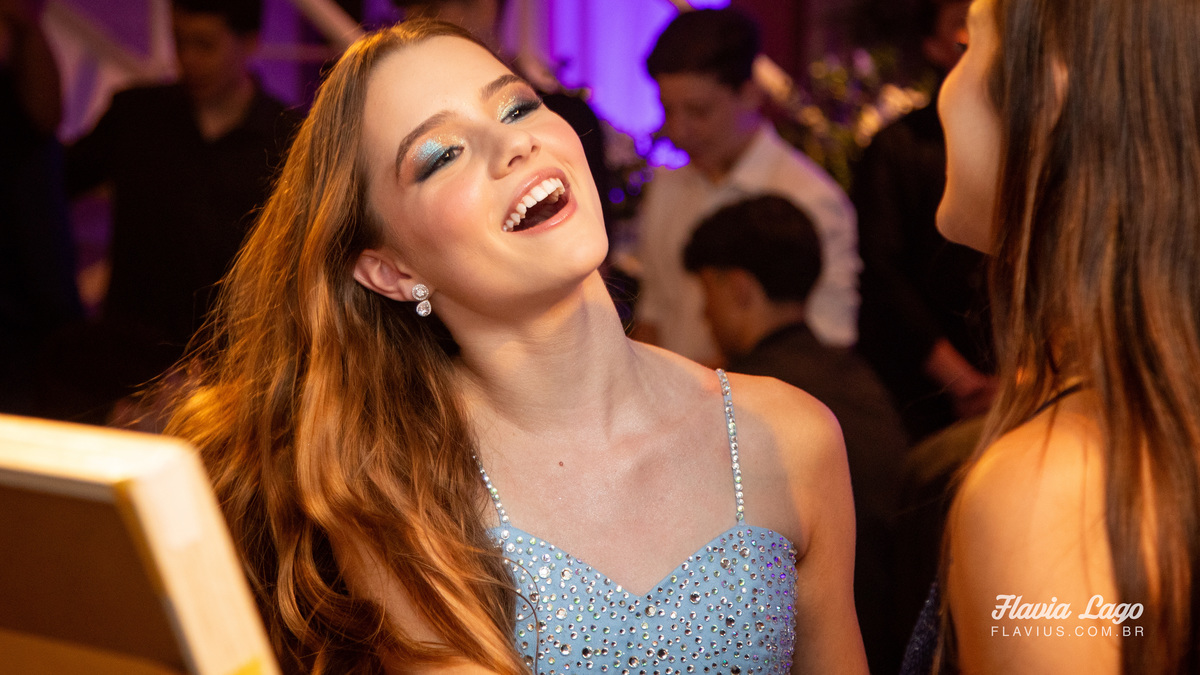 Fotografia de 15 anos no Rio de Janeiro RJ Flavia Lago Flavius XV Festa Spazio Itanhangá amigas pista amigos dança fotos de quinze anos
