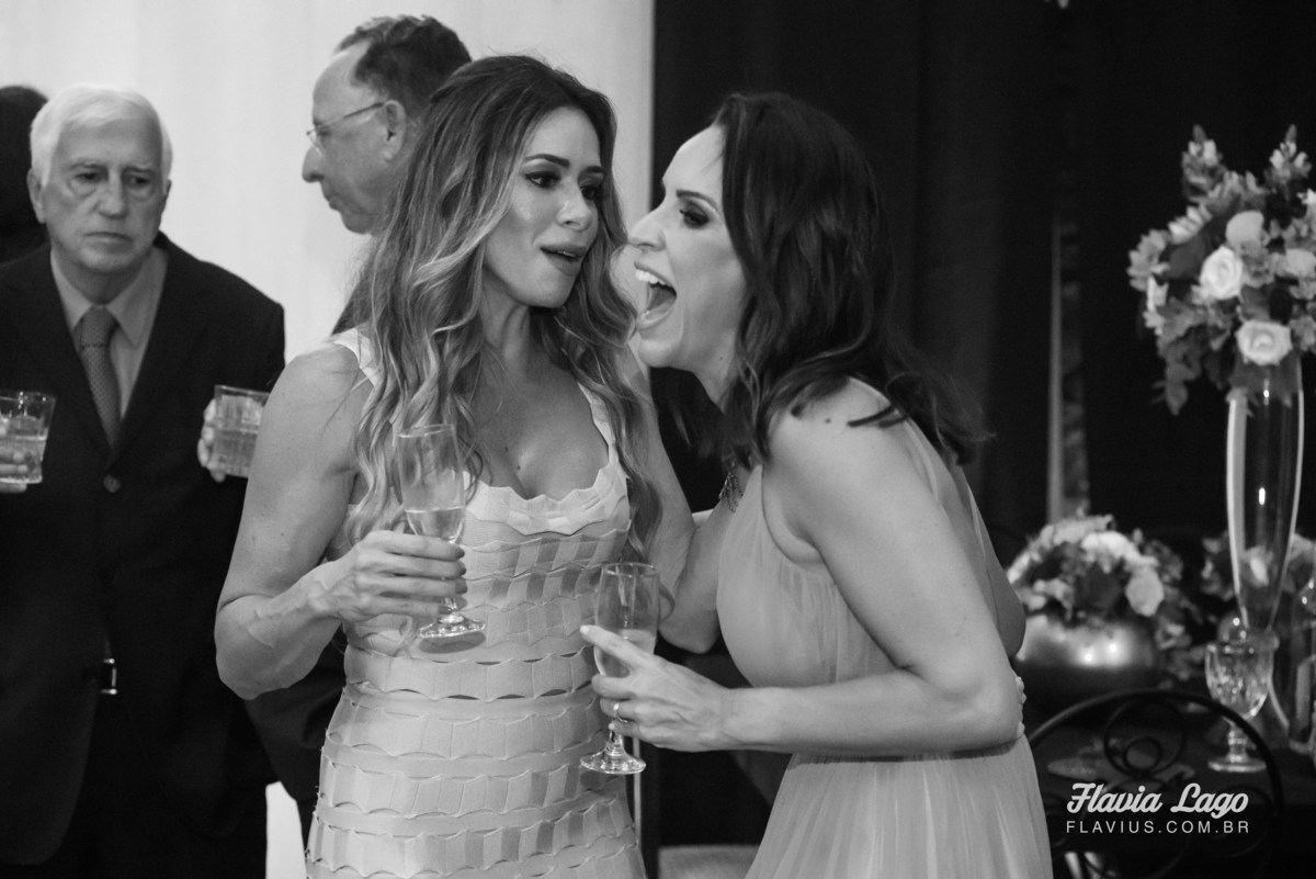 Fotografia de 15 anos no Rio de Janeiro RJ Flavia Lago Flavius XV Festa Spazio Itanhangá amigos na festa com convidados mãe