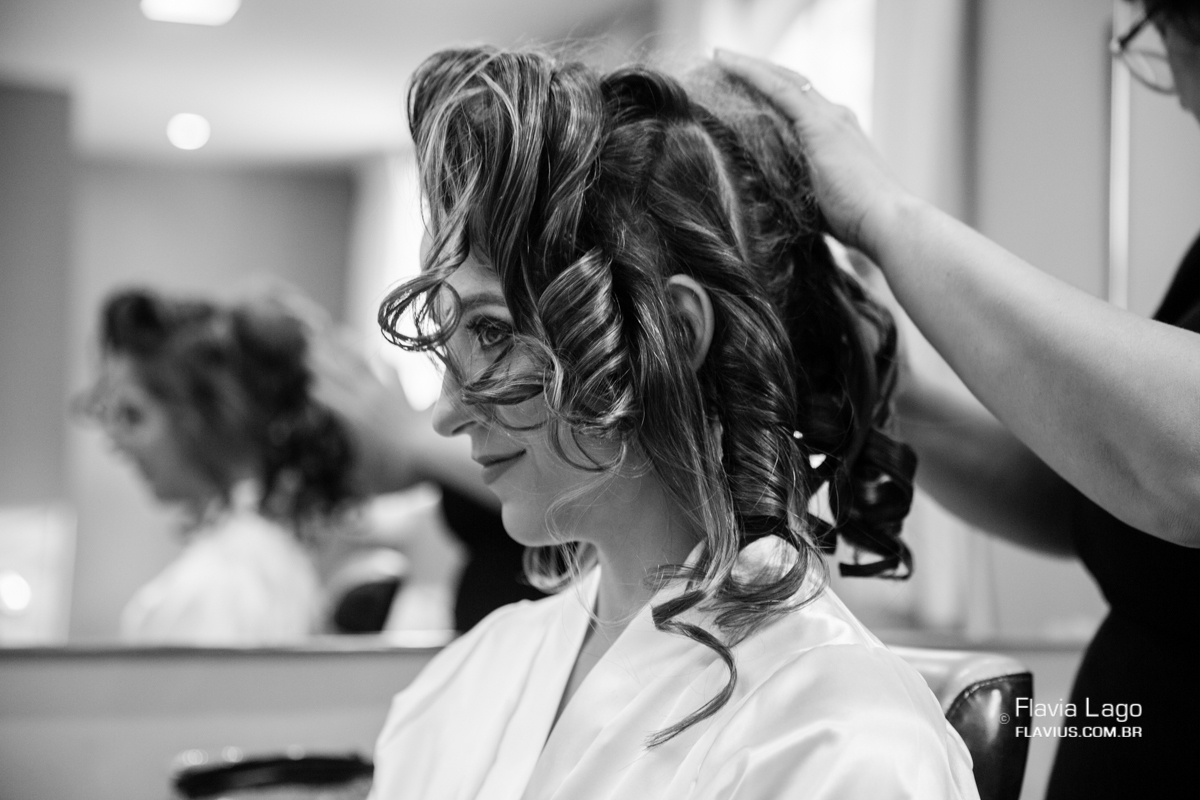 Fotografia de Casamento no Rio de Janeiro RJ Flavia Lago Flavius Making Of Noiva Vestido Amigas Familia Mansão Rosa