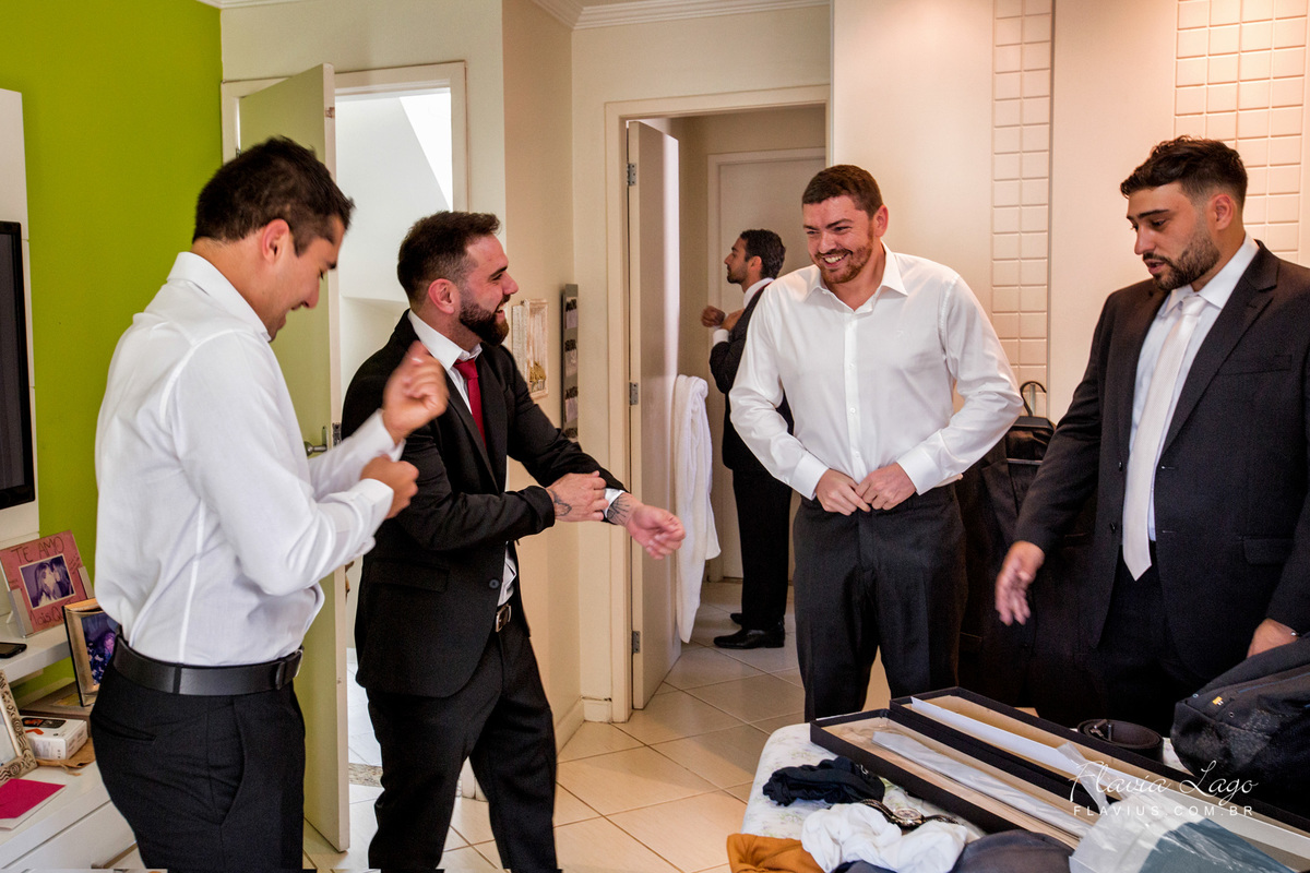 Fotografia de Casamento no Rio de Janeiro RJ Flavia Lago Flavius posado noivo making of hotel