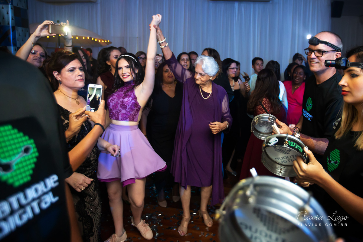 Fotografia de 15 anos no Rio de Janeiro RJ Flavia Lago Flavius posado XV Festa Spazio Itanhangá