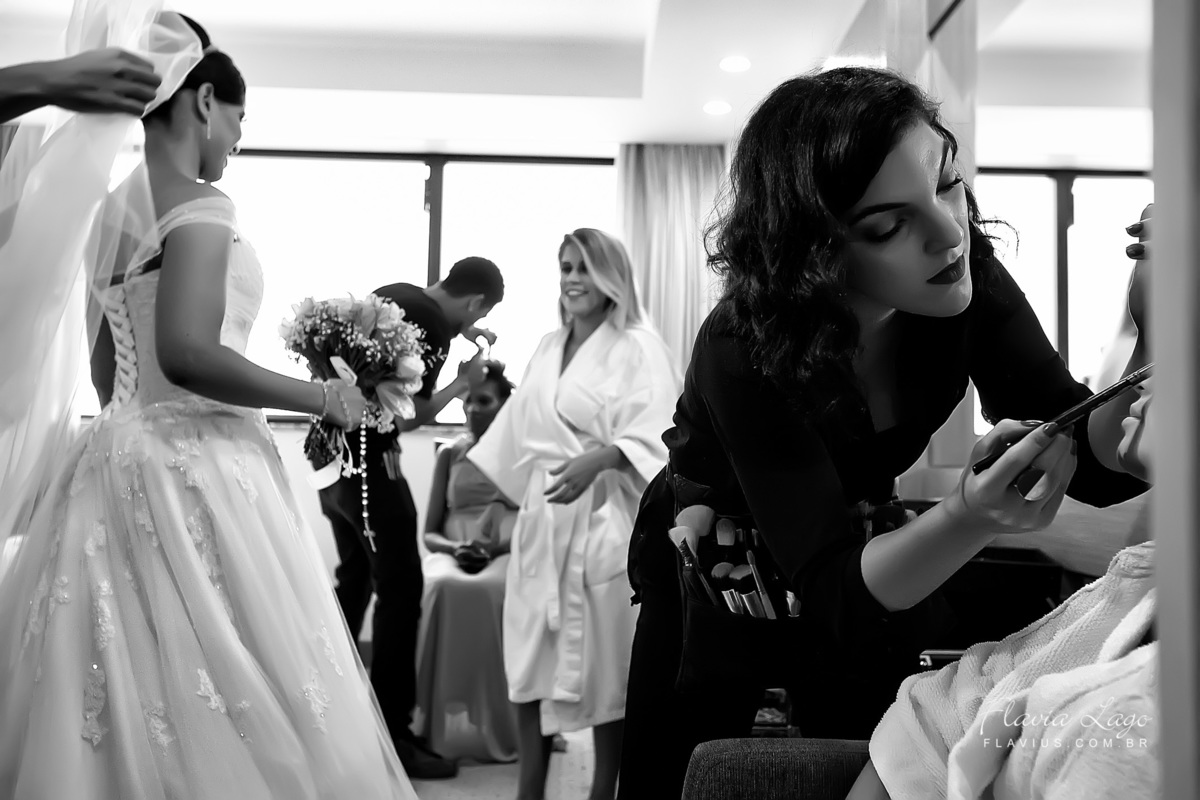 Fotografia de Casamento no Rio de Janeiro RJ Flavia Lago Flavius Making of noiva posado  make