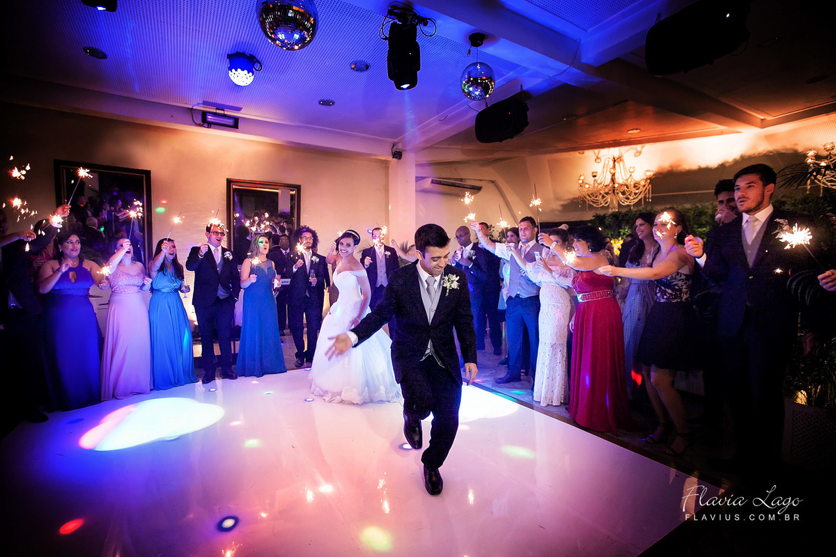 Fotografia de Casamento no Rio de Janeiro RJ Flavia Lago Flavius festa pista noivos