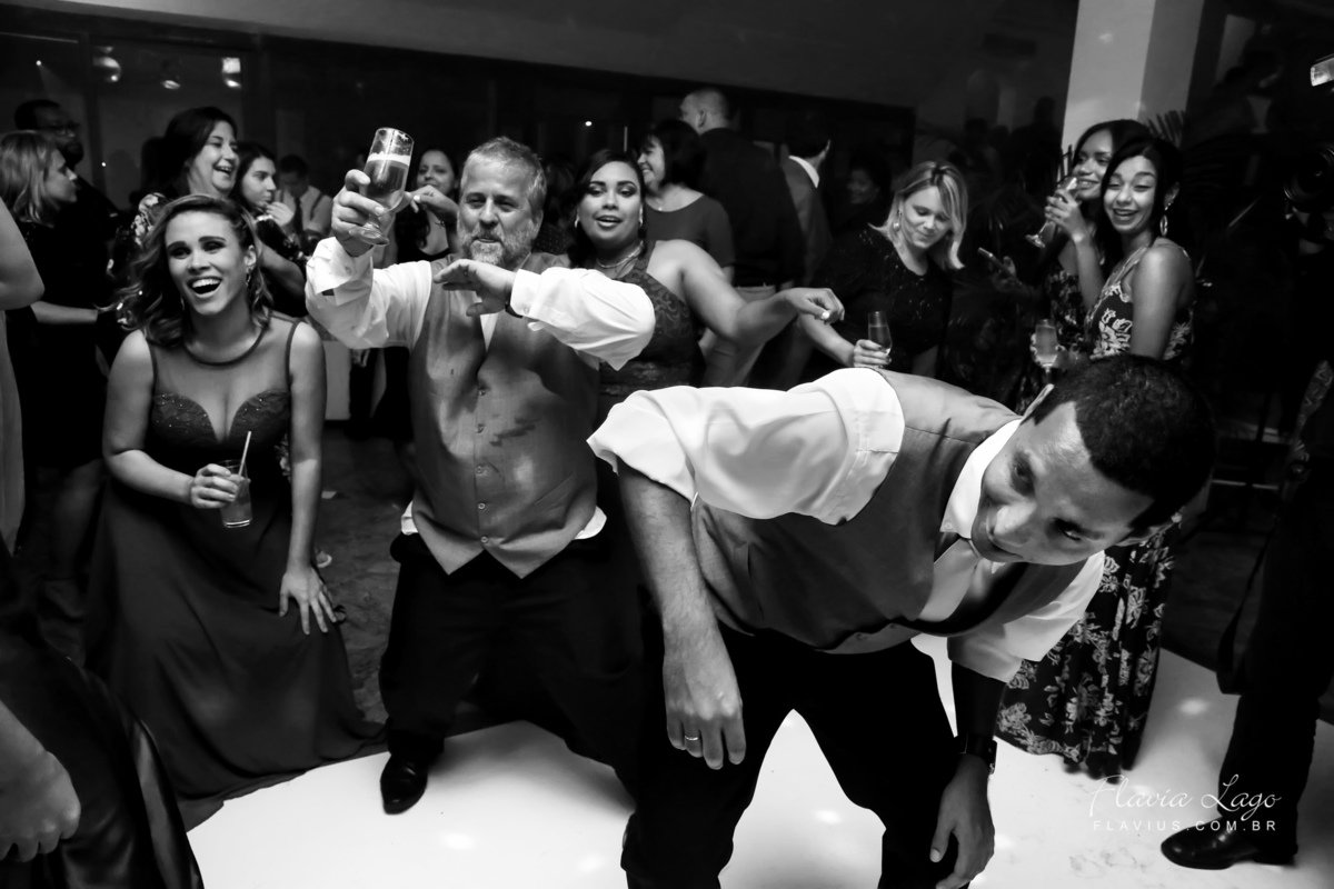 Fotografia de Casamento no Rio de Janeiro RJ Flavia Lago Flavius festa pista noivos