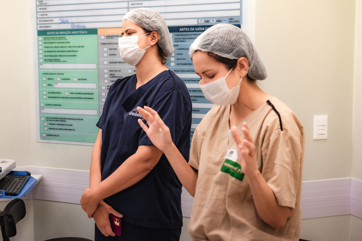 foto de parto em natal rn - emoção e agradecimento