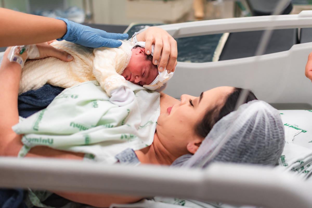 foto de parto em natal rn - o colo d amãe
