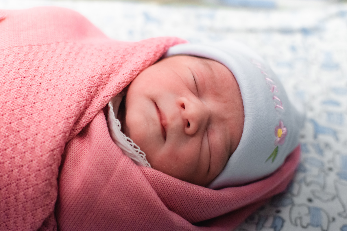 foto de parto em natal rn - o bebê