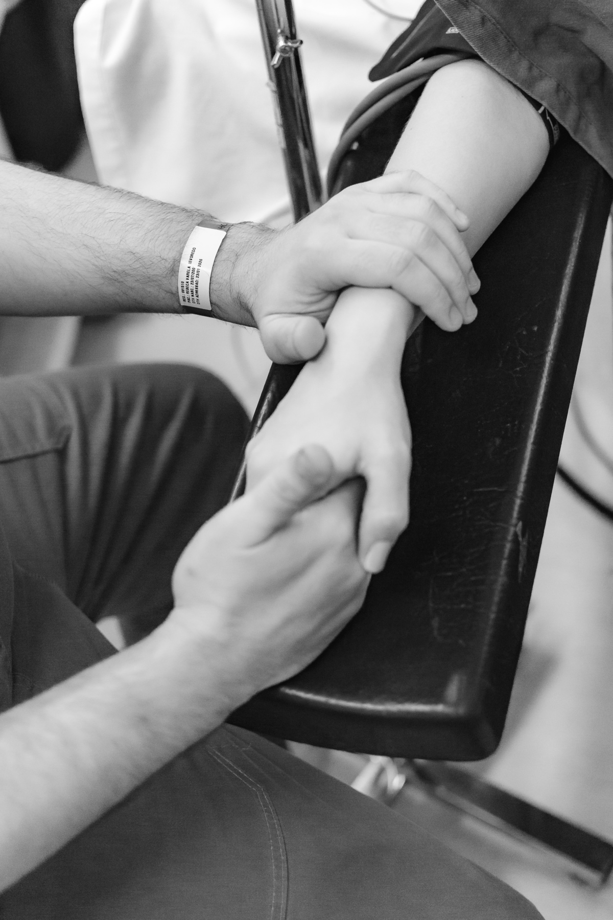 foto de parto por andré pontes - detalhe de apoio