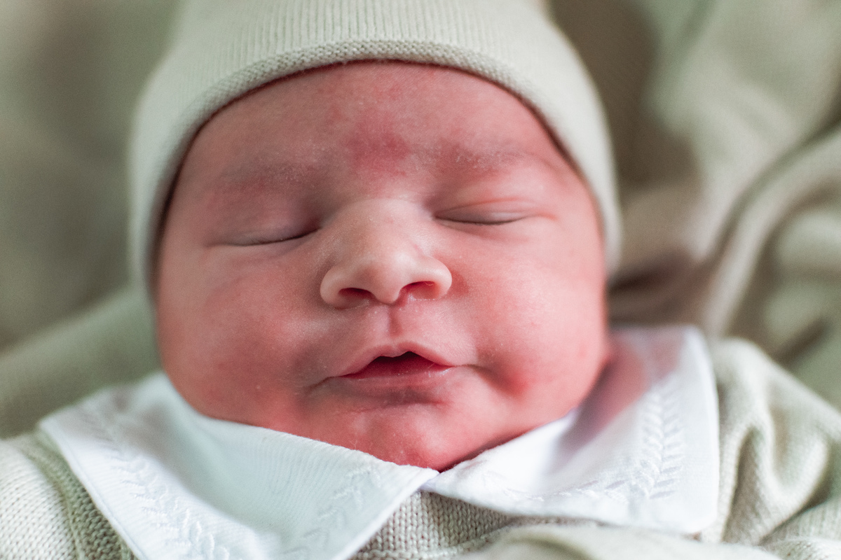 foto de parto em Natal por André Pontes - bebê recém nascido