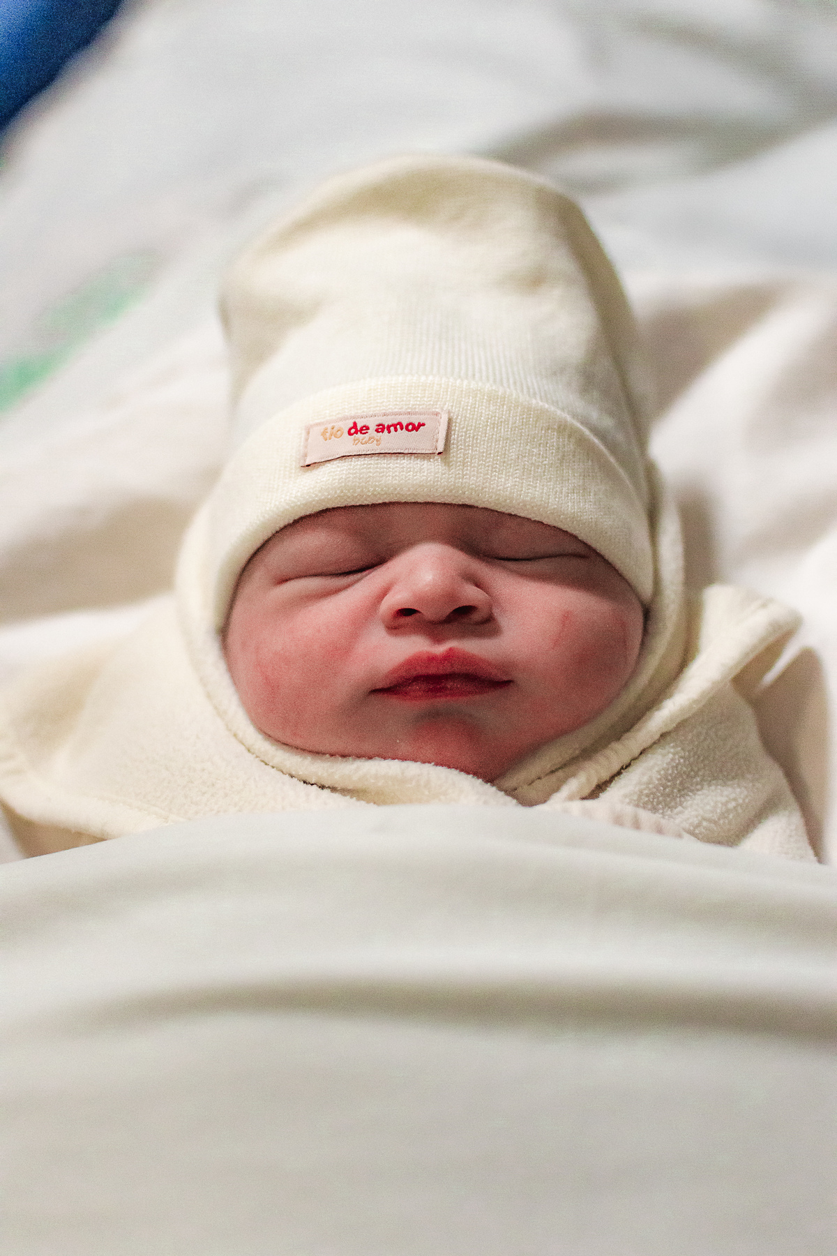 fotografia de parto pelo fotografo de parto andré pontes - detalhes do bebê