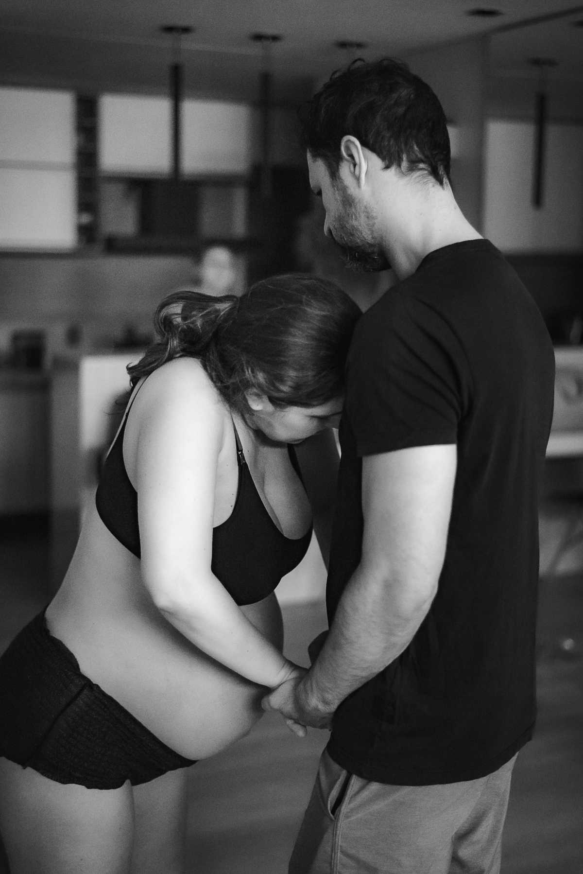 fotografia de parto pelo fotografo de parto andré pontes - contração intensa