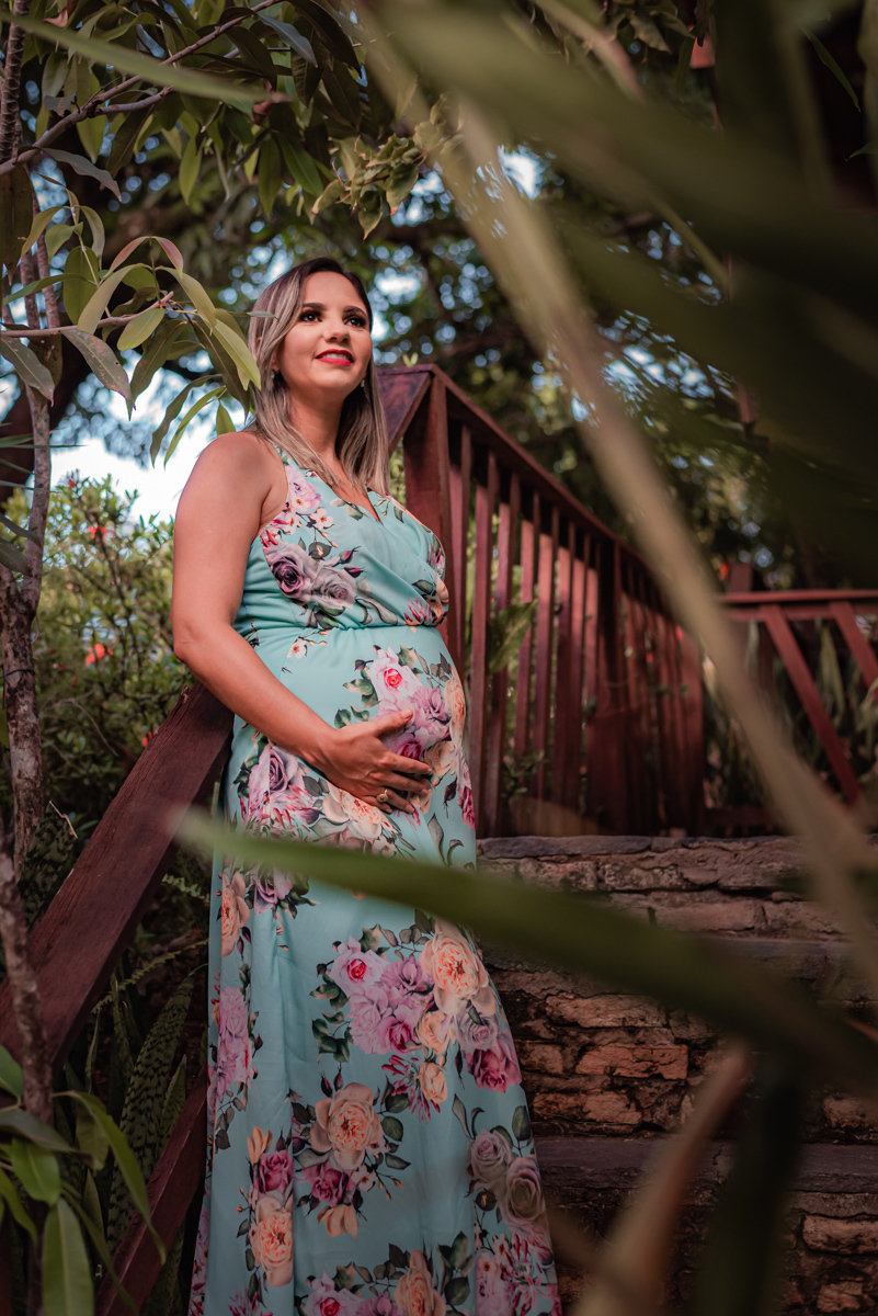 Mamãe aproveitando a luz do sol da tarde