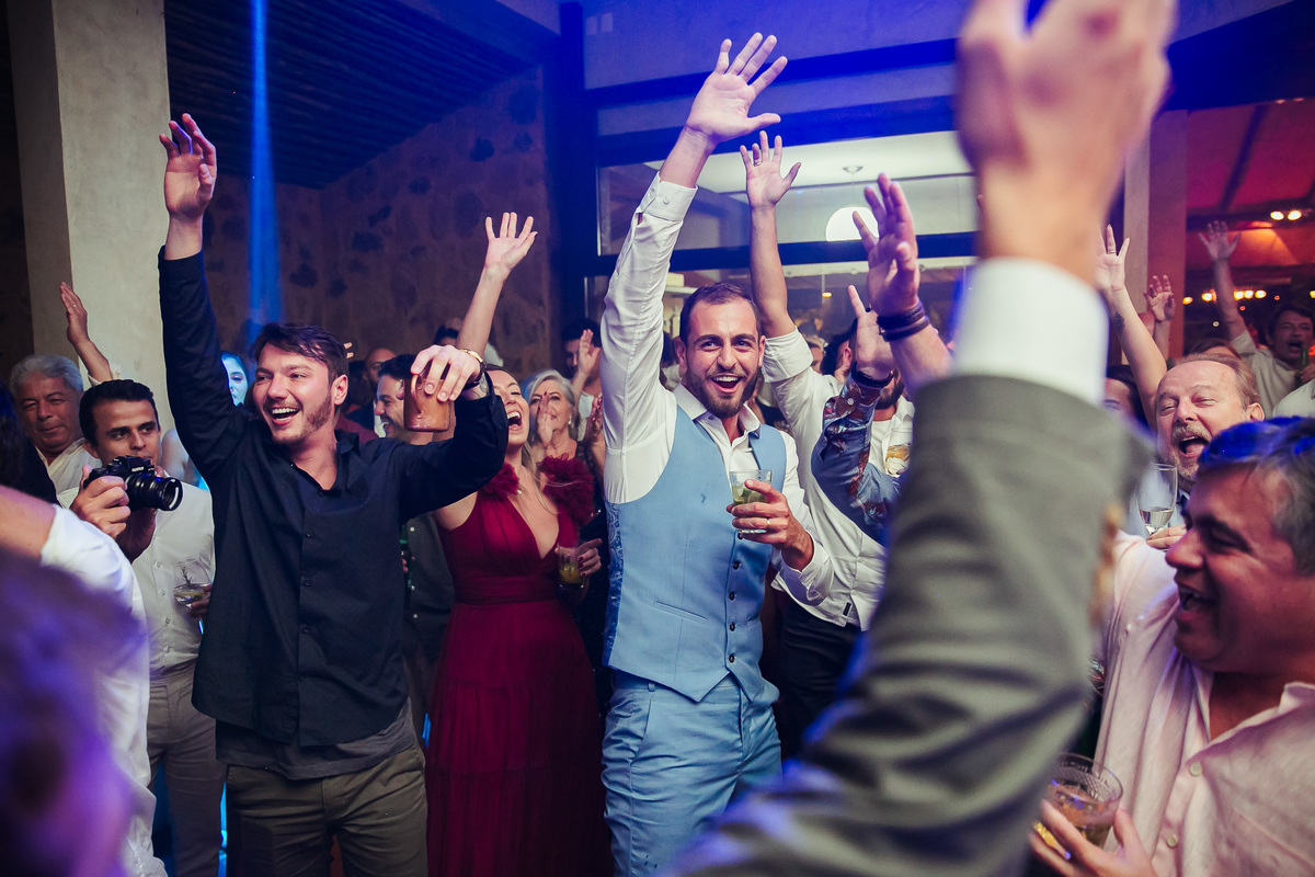 Photolima Fotografia, Casamento Vila Salga ilhabela, fotografo de casamento em ilhabela, fotos de casamento ilhabela, espaço para casamento ilhabela, decoração de casamento, vestido de noiva, bride 