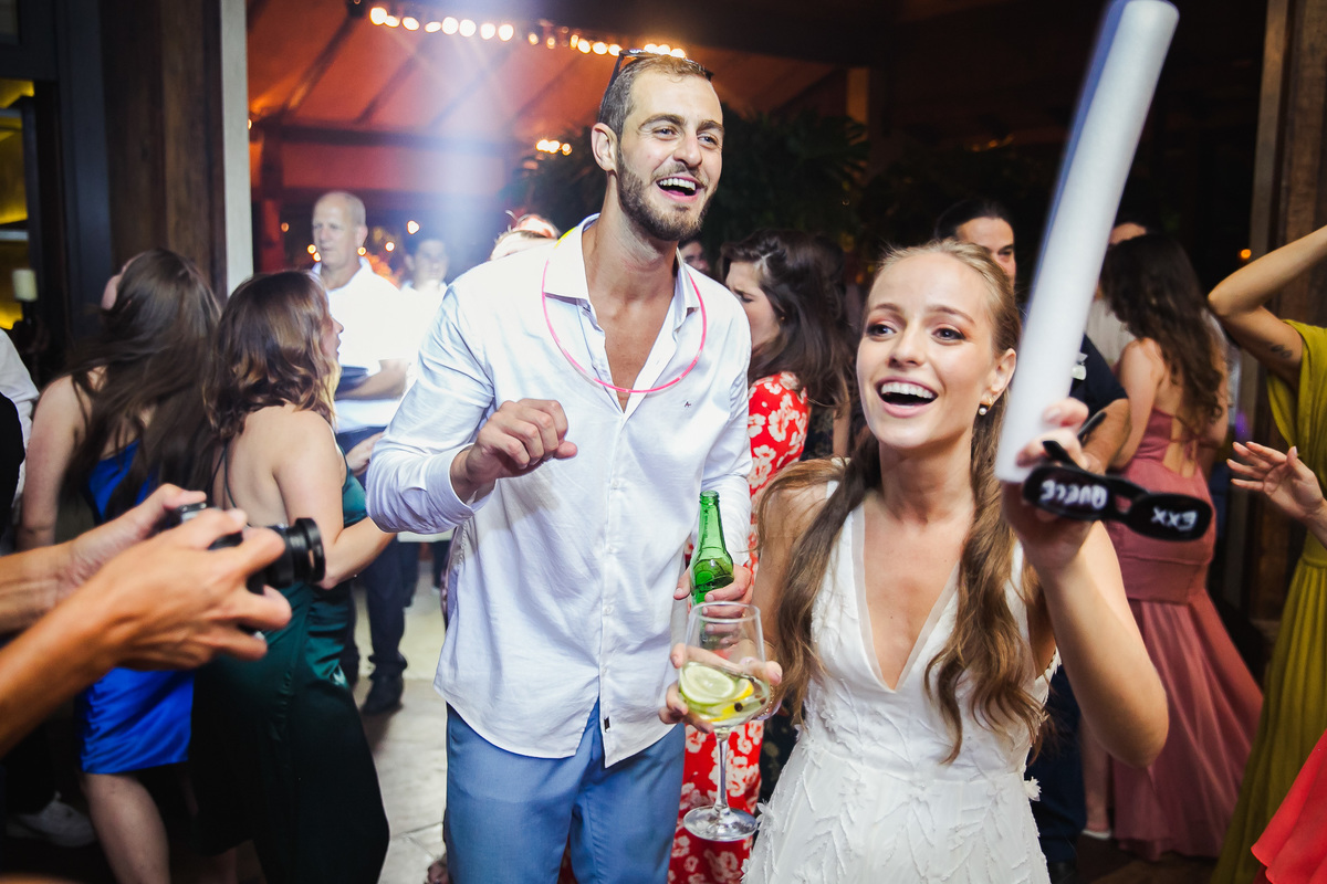 Photolima Fotografia, Casamento Vila Salga ilhabela, fotografo de casamento em ilhabela, fotos de casamento ilhabela, espaço para casamento ilhabela, decoração de casamento, vestido de noiva, bride 