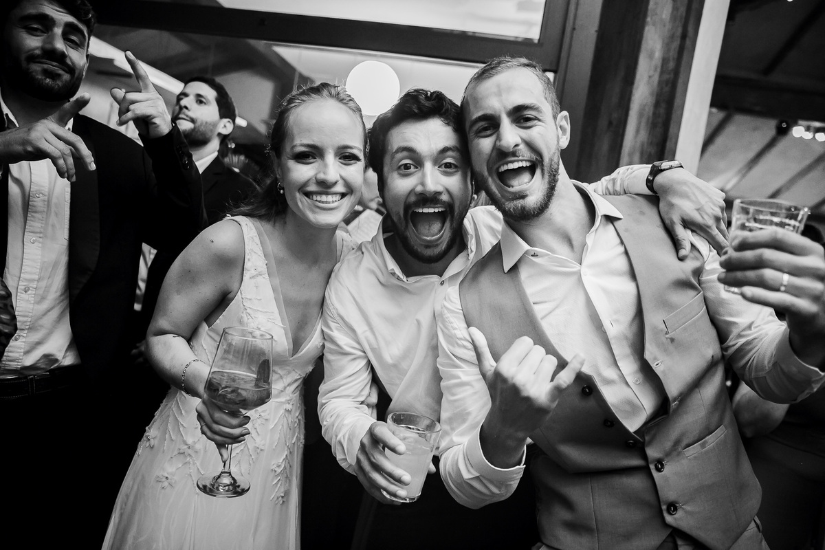 Photolima Fotografia, Casamento Vila Salga ilhabela, fotografo de casamento em ilhabela, fotos de casamento ilhabela, espaço para casamento ilhabela, decoração de casamento, vestido de noiva, bride 