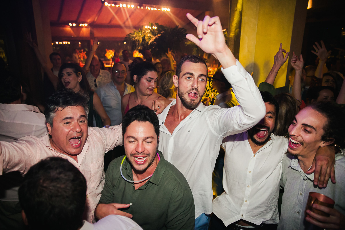 Photolima Fotografia, Casamento Vila Salga ilhabela, fotografo de casamento em ilhabela, fotos de casamento ilhabela, espaço para casamento ilhabela, decoração de casamento, vestido de noiva, bride 