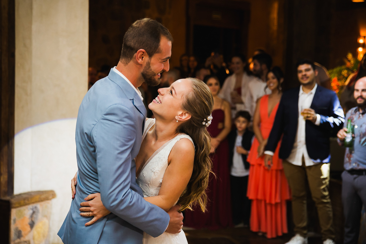 Photolima Fotografia, Casamento Vila Salga ilhabela, fotografo de casamento em ilhabela, fotos de casamento ilhabela, espaço para casamento ilhabela, decoração de casamento, vestido de noiva, bride 