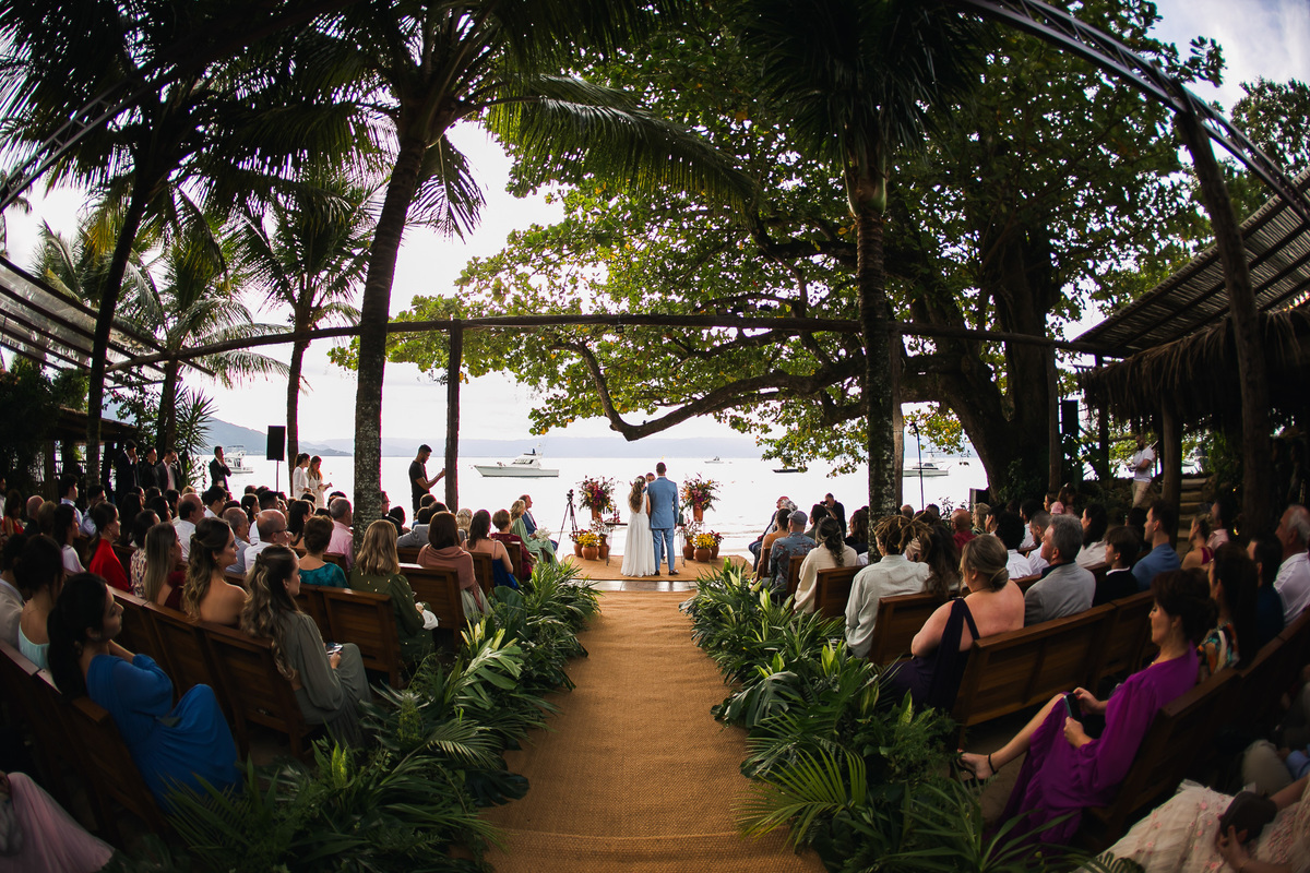 Photolima Fotografia, Casamento Vila Salga ilhabela, fotografo de casamento em ilhabela, fotos de casamento ilhabela, espaço para casamento ilhabela, decoração de casamento, vestido de noiva, bride 